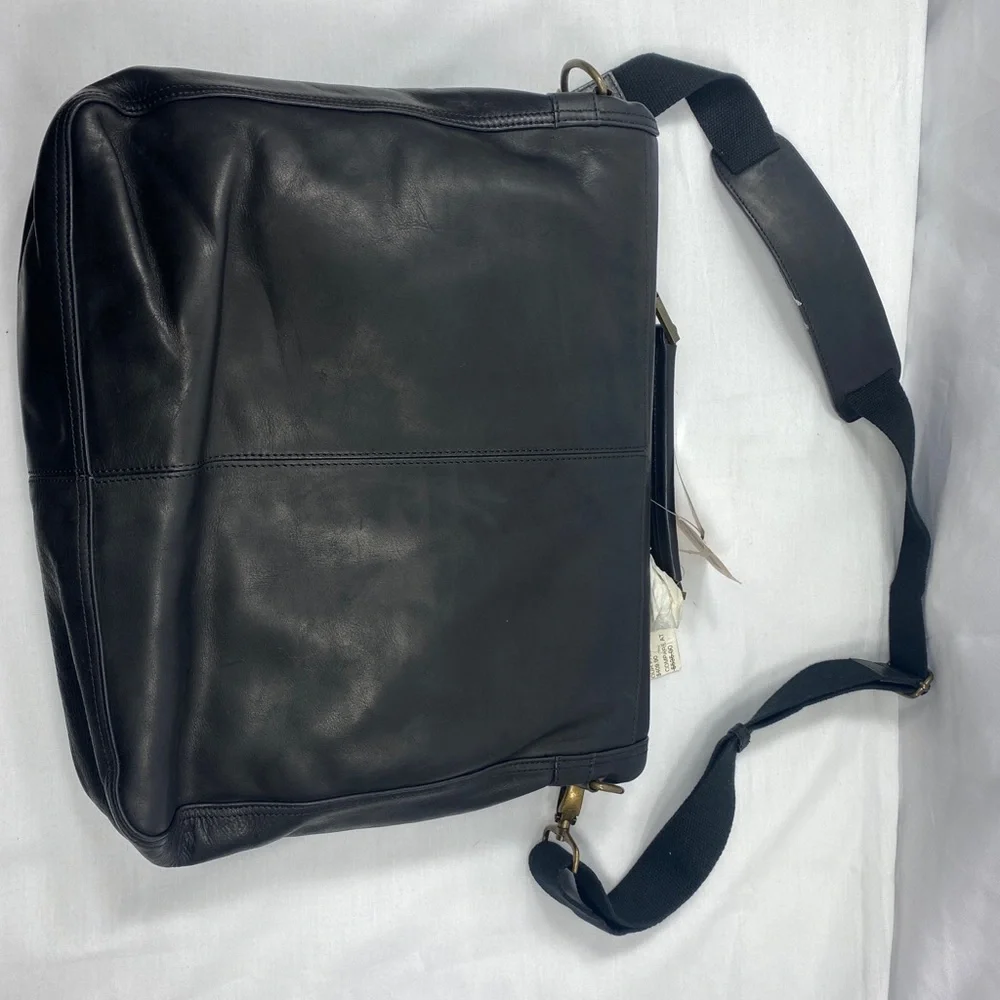 Tosca Blu Black leather Messenger Crossbody Shoulder CarryOn Travel Business Bag